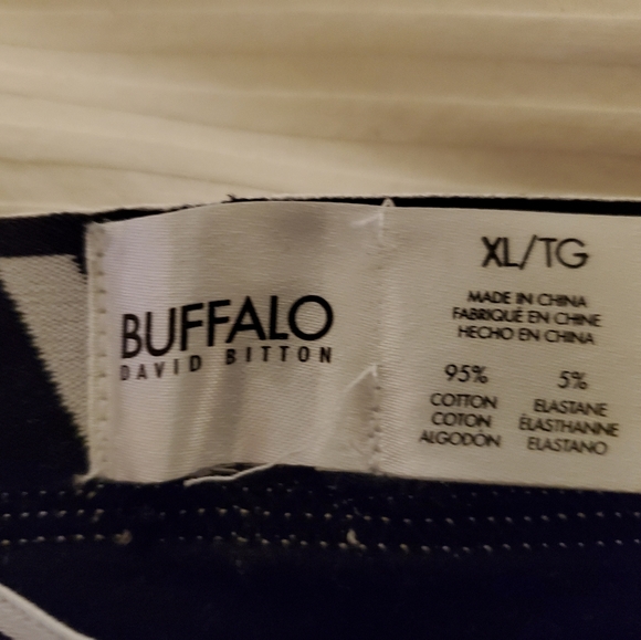 Buffalo XL men's breifs - Picture 2 of 3